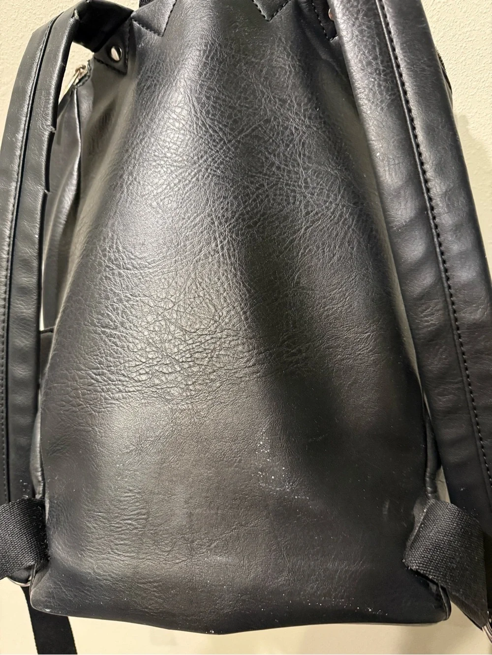 Matt & Nat Black Vegan Leather Backpack | Work Travel Everyday